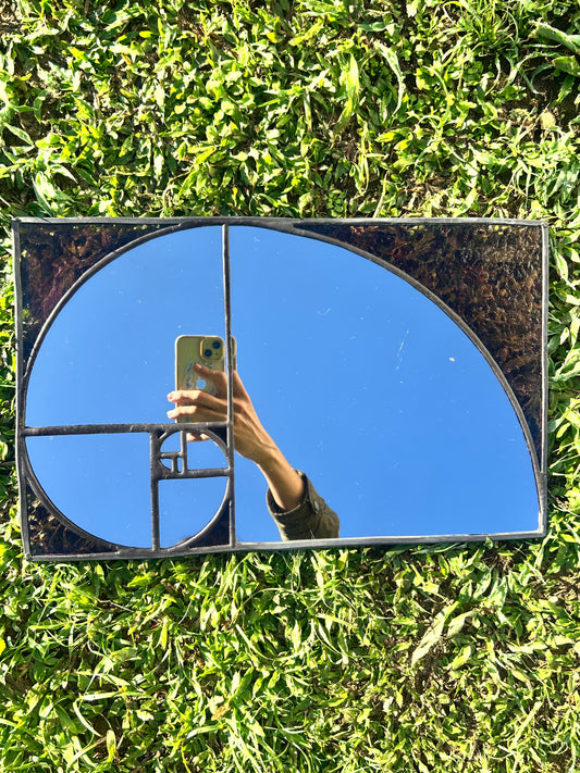 Fibonacci mirror 🌀