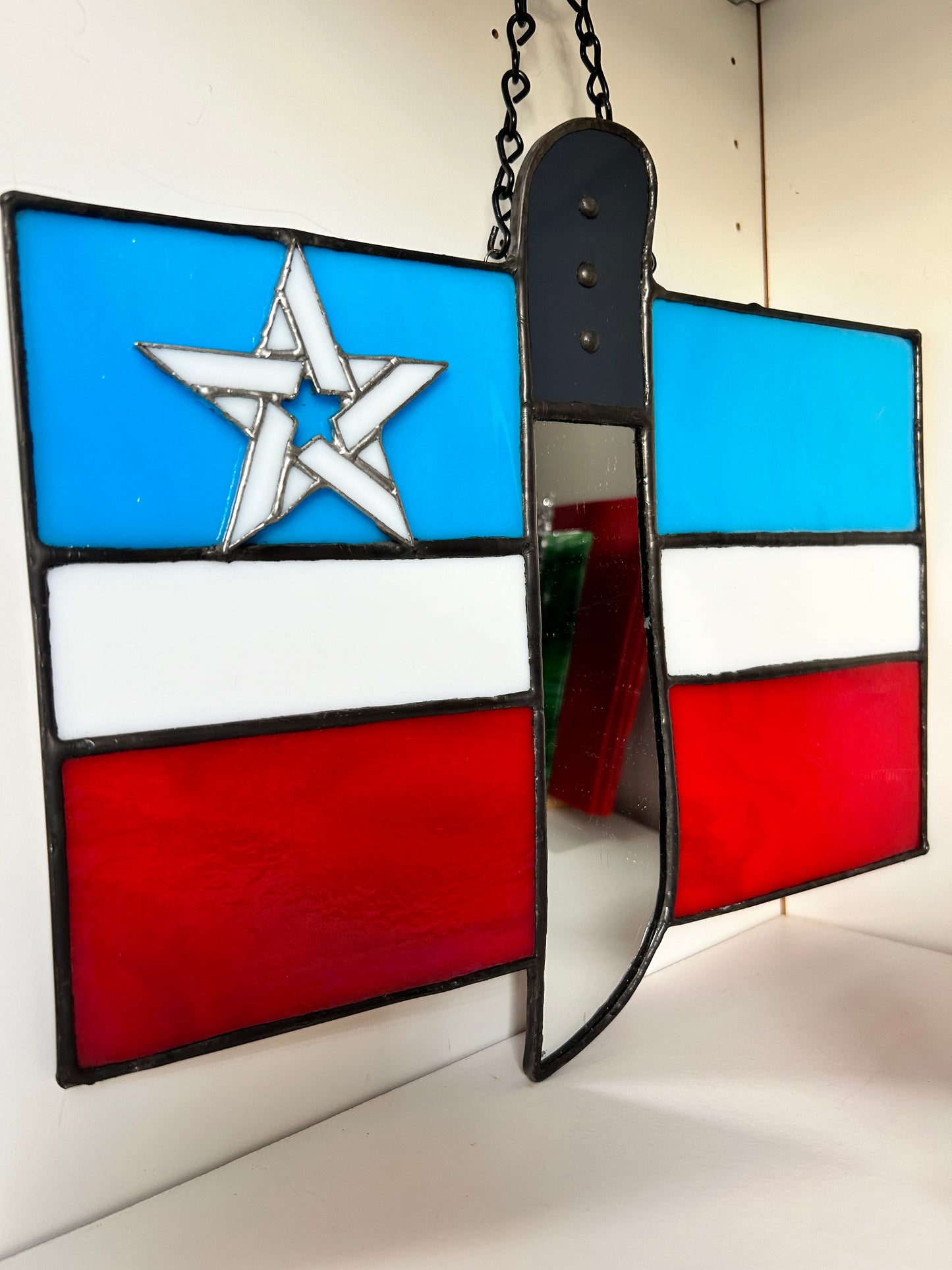 Bandera de Lares con espejo machete