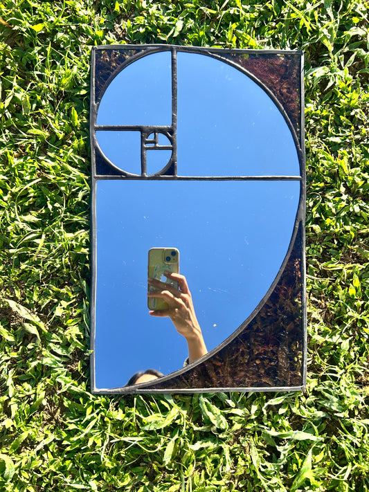 Fibonacci mirror 🌀